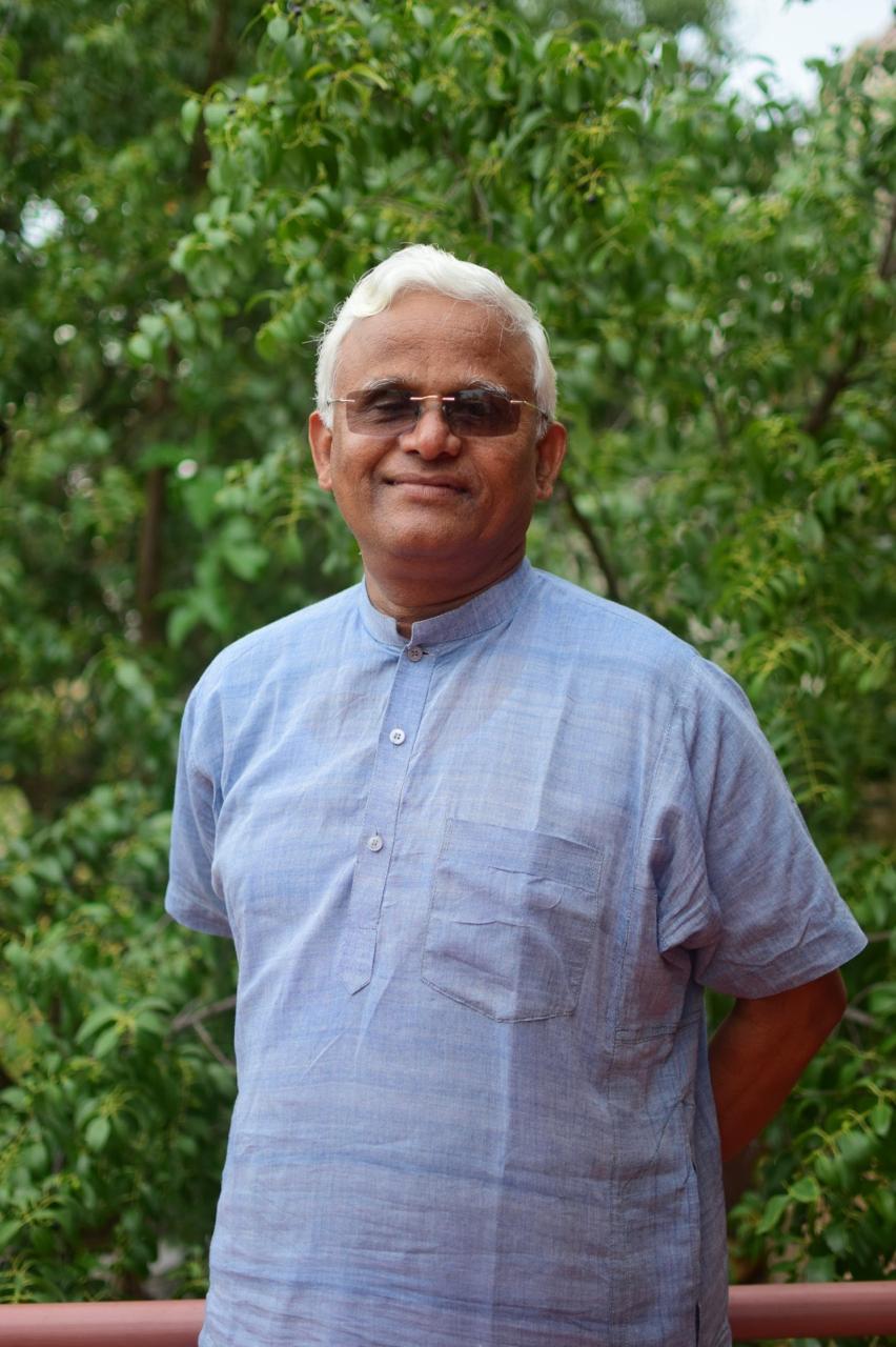 Dr. Khadar Vali